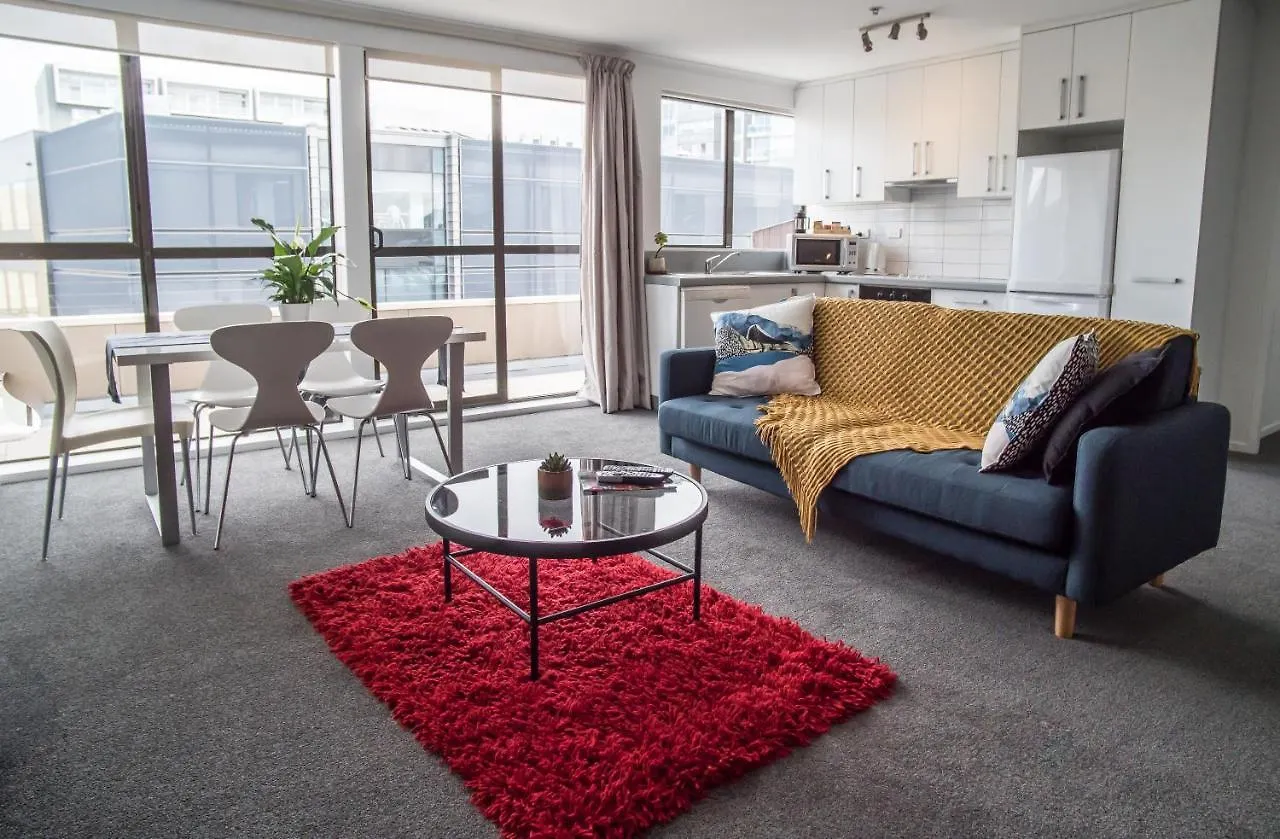 U Residence Hotel Wellington 4*,