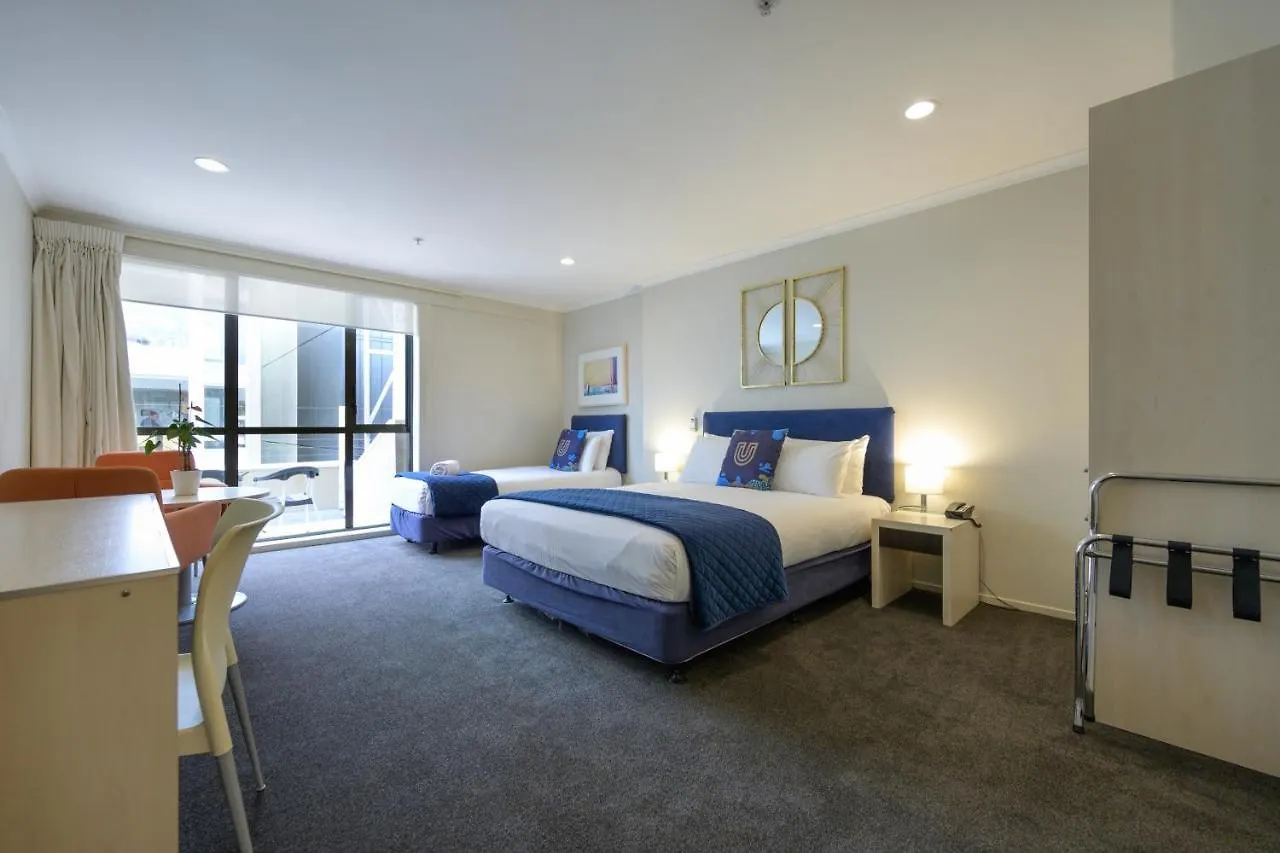 U Residence Hotel Wellington 4*,